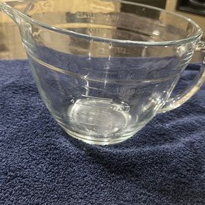 Vintage Fire King Anchor Hocking  granulated 8 cup measuring glass